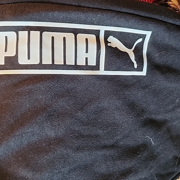 Boys stitch fix L (14/16) Puma joggers - Picture 3 of 4